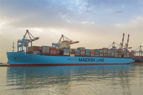 maersk hamburg vessel